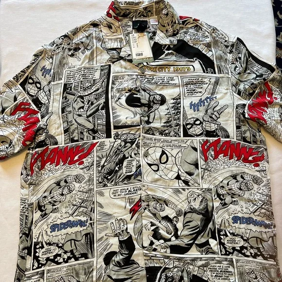 SPIDERMAN Marvel Short Sleeve Button Down shirt NEW With Tag By Marvel/H&M  NWT